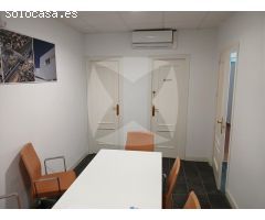 LOCAL COMERCIAL EN ESQUINA CON GRAN VISIBILIDAD