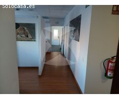 LOCAL COMERCIAL EN ESQUINA CON GRAN VISIBILIDAD