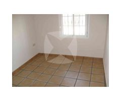 CHALET EN VENTA CON PARCELA DE 30.000 M2 ZONA CRTA. CACERES