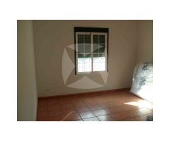 CHALET EN VENTA CON PARCELA DE 30.000 M2 ZONA CRTA. CACERES