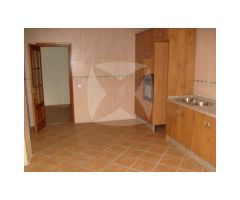 CHALET EN VENTA CON PARCELA DE 30.000 M2 ZONA CRTA. CACERES