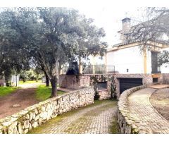 CHALET EN VENTA EN URBANIZACIÓN RÍO CAYA