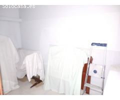 NAVE INDUSTRIAL Y DE EXPOSICION EN VENTA - POLIGONO EL NEVERO