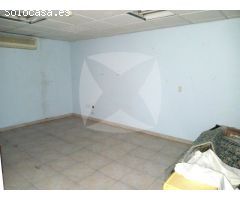 NAVE INDUSTRIAL Y DE EXPOSICION EN VENTA - POLIGONO EL NEVERO