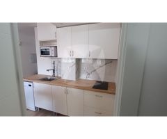 APARTAMENTO EN ALQUILER DE UN DORMITORIO, AVDA. DE ALEMANIA. GASTOS INCLUIDOS.