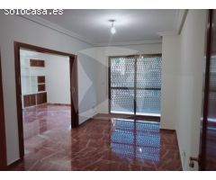 VIVIENDA EN ALQUILER CON COCINA AMUEBLADA, PLAZA DE GARAJE Y TRASTERO. ZONA