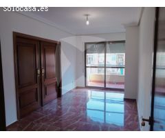 VIVIENDA EN ALQUILER CON COCINA AMUEBLADA, PLAZA DE GARAJE Y TRASTERO. ZONA