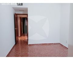 VIVIENDA EN ALQUILER CON COCINA AMUEBLADA, PLAZA DE GARAJE Y TRASTERO. ZONA