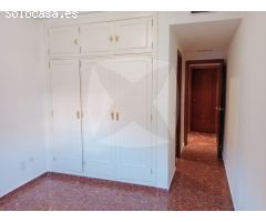 VIVIENDA EN ALQUILER CON COCINA AMUEBLADA, PLAZA DE GARAJE Y TRASTERO. ZONA