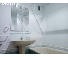 VIVIENDA EN ALQUILER CON COCINA AMUEBLADA, PLAZA DE GARAJE Y TRASTERO. ZONA