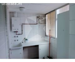 VIVIENDA EN ALQUILER CON COCINA AMUEBLADA, PLAZA DE GARAJE Y TRASTERO. ZONA