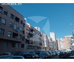 VIVIENDA EN ALQUILER CON COCINA AMUEBLADA, PLAZA DE GARAJE Y TRASTERO. ZONA