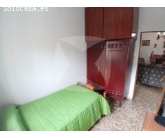CHALET CON PISCINA Y NAVE EN AMPLIA PARCELA DE 5.000 M² EN TRES ARROYO