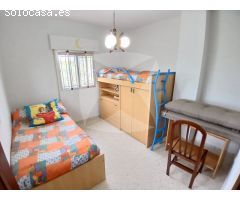 CHALET CON PISCINA Y NAVE EN AMPLIA PARCELA DE 5.000 M² EN TRES ARROYO