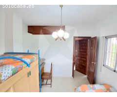 CHALET CON PISCINA Y NAVE EN AMPLIA PARCELA DE 5.000 M² EN TRES ARROYO