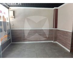 LOCAL EN VENTA DE 51 m2 EN EL CENTRO DE BADAJOZ.