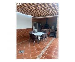 Casa independiente con piscina en venta - Estacion de Cartama