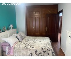 Casa independiente con piscina en venta - Estacion de Cartama