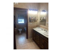 Casa independiente con piscina en venta - Estacion de Cartama