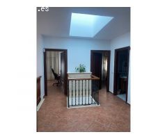 Casa independiente con piscina en venta - Estacion de Cartama