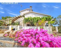 Casa con vistas al mar, terreno de 6090 m2