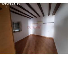 Casa de 2 plantas en la localidad de Santiago del Campo ( Cáceres).