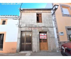 Casa a reformar en la localidad de Torre de Santa María.