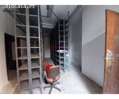 Venta-alquiler de local situado en C/ Santa Teresa de Jesús.