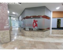 Venta de local comercial en la galería comercial de Cánovas.