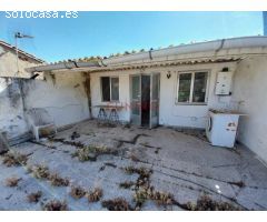 Venta de Edificio en Trujillo, casa solariega, consta de tres plantas, con