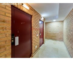Venta de apartamento en Torrevieja, Alicante, situado en un residencial con