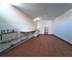 Local en venta en Talaván ( Cáceres).