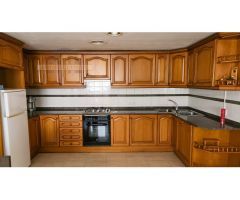 Apartamento de 3 dormitorios, cerca de la playa y del centro de LAmpolla