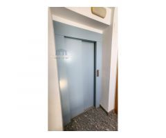 Apartamento de 3 dormitorios, cerca de la playa y del centro de LAmpolla
