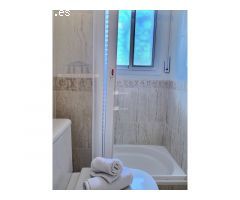 Duplex con piscina comunitaria y garaje privado en Miami Playa