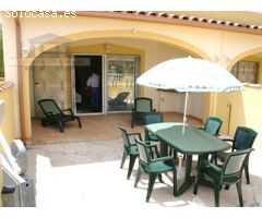 Duplex con piscina comunitaria y garaje privado en Miami Playa