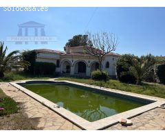 Chalet independiente con piscina privada en la mejor ubicación
