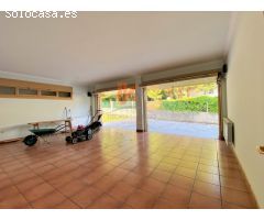 EXCLUSIVA VIVIENDA INDIVIDUAL A LA VENTA EN CACHEIRAS -TEO