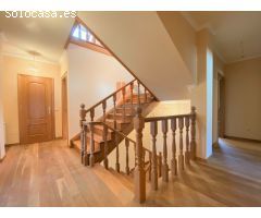 EXCLUSIVA VIVIENDA INDIVIDUAL A LA VENTA EN CACHEIRAS -TEO