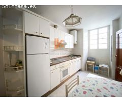 SE VENDE VIVIENDA EN PLENO CASCO HISTÓRICO, PORTA FAXEIRA.