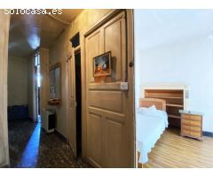 SE VENDE VIVIENDA EN PLENO CASCO HISTÓRICO, PORTA FAXEIRA.