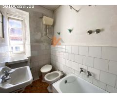 SE VENDE VIVIENDA EN PLENO CASCO HISTÓRICO, PORTA FAXEIRA.