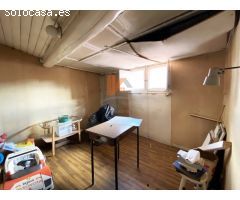 SE VENDE PISO A REFORMAR EN PLENO CASCO HISTÓRICO, PORTA FAXEIRA.