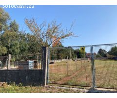 Estupenda parcela en Lavacolla de 3.300m2, , segregable en dos fincas