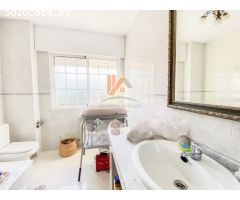 SE VENDE PRECIOSO CHALET EN LA PICARAÑA.