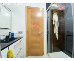 PISO EN VENTA DE TRES HABITACIONES CON PLAZA DE GARAJE Y TRASTERO EN SANTIAGO.