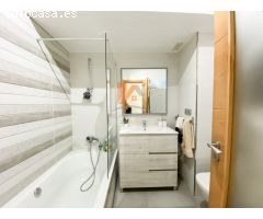 PISO EN VENTA DE TRES HABITACIONES CON PLAZA DE GARAJE Y TRASTERO EN SANTIAGO.