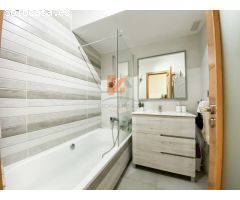 PISO EN VENTA DE TRES HABITACIONES CON PLAZA DE GARAJE Y TRASTERO EN SANTIAGO.