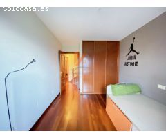 CHALET EN VENTA EN URBANIZACIÓN AGRONOVO, BRIÓN