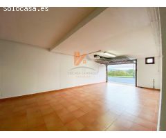 CHALET EN VENTA EN URBANIZACIÓN AGRONOVO, BRIÓN